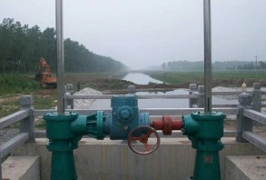 手電兩用啟閉機(jī)（電動(dòng)頭款）