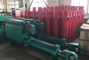 液壓?jiǎn)㈤]機(jī)